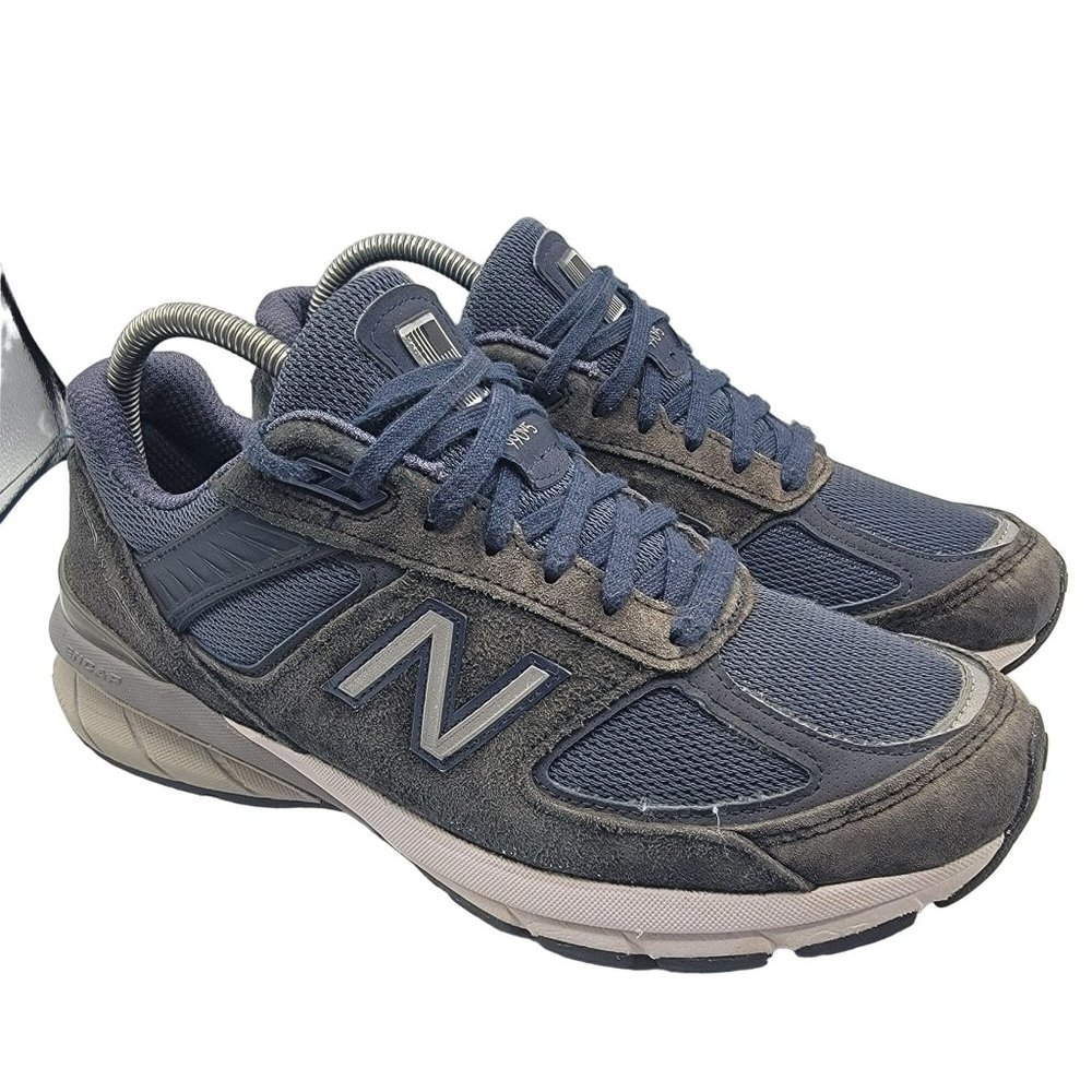 New Balance 990v5 Made in USA Mens Size 8 Navy Blue Running Shoes M990NV5